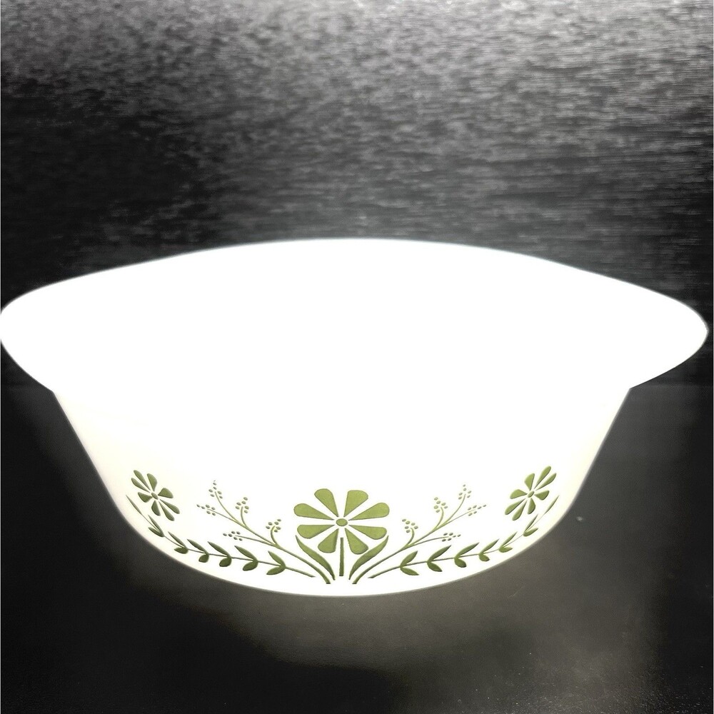 Glasbake Green Daisy Casserole Dish  J2600 1 -1/2 Qt. Casserole Dish Milkglass